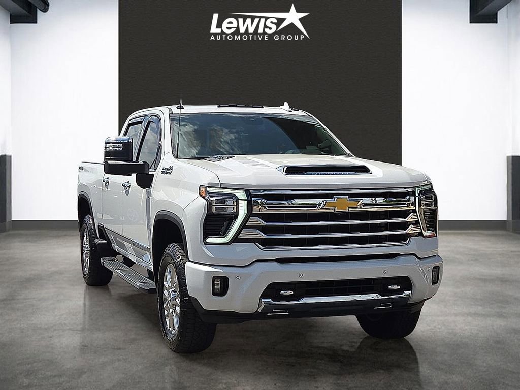 Used 2025 Chevrolet Silverado 2500 High Country AWD/4WD image 6