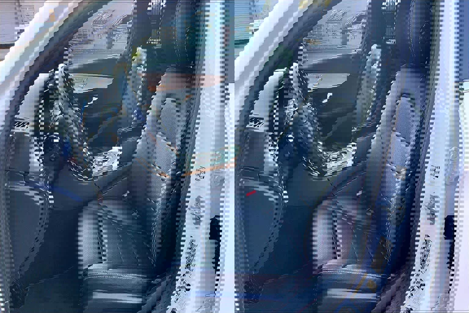 Used 2021 Mercedes-Benz C 300 Sedan image 28