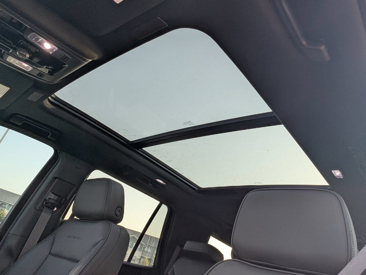 New 2026 GMC Yukon Denali w/ Sun & Power Step Package AWD/4WD image 19