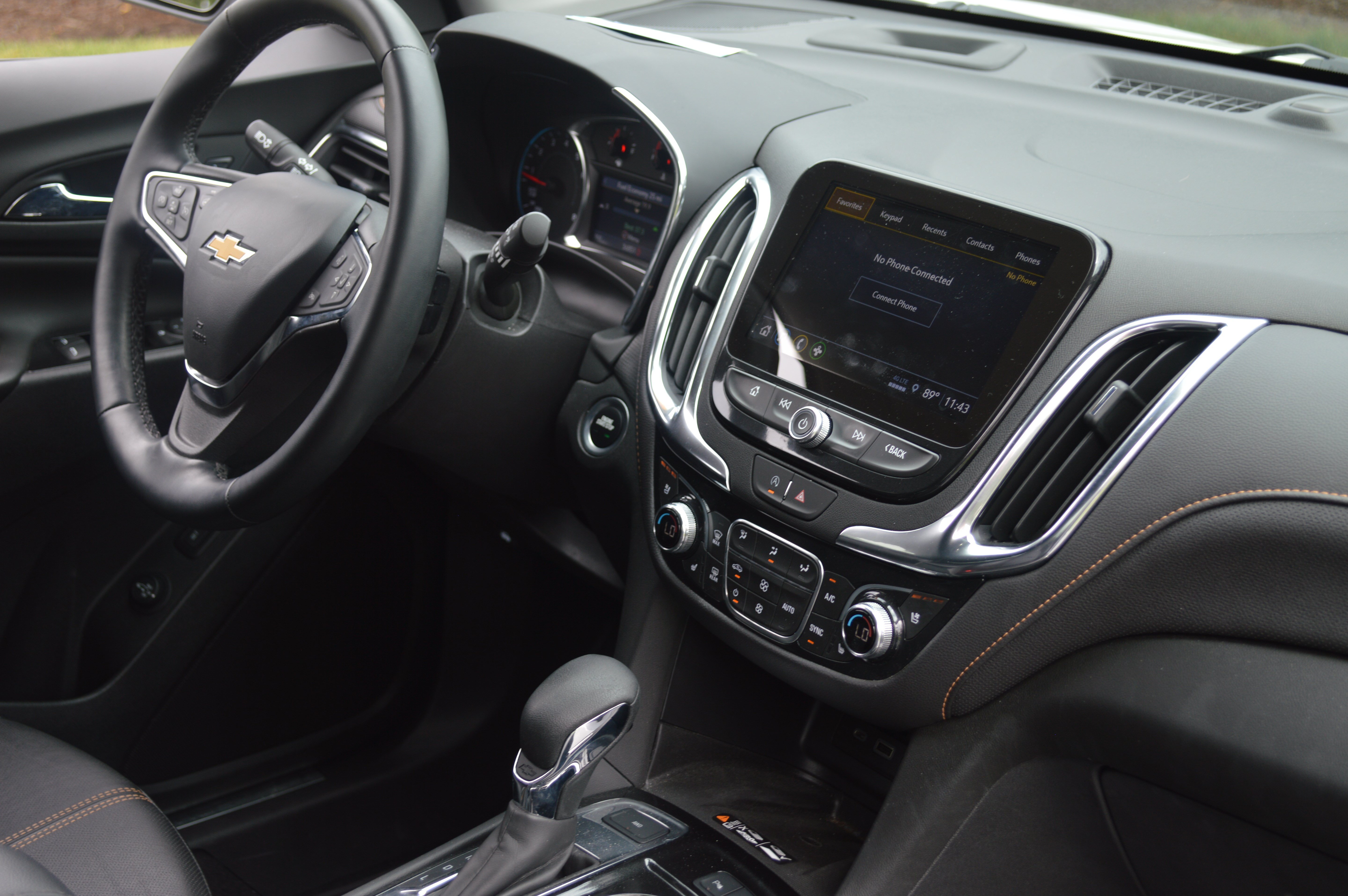 Used 2024 Chevrolet Equinox Premier AWD/4WD image 39