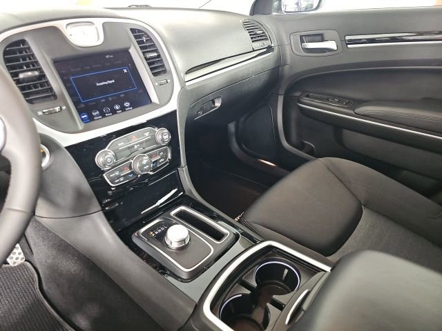 Certified 2023 Chrysler 300 Touring w/ Sport Appearance Package image 16