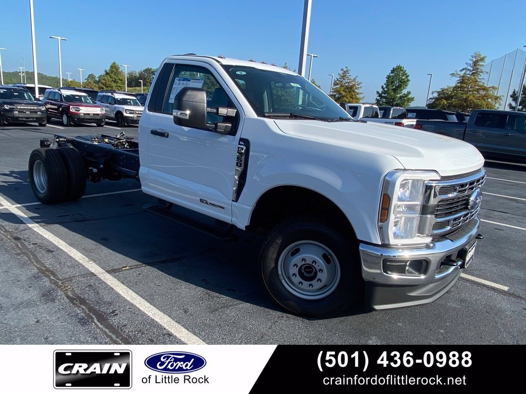 New 2026 Ford F350 XL w/ XL Chrome Package