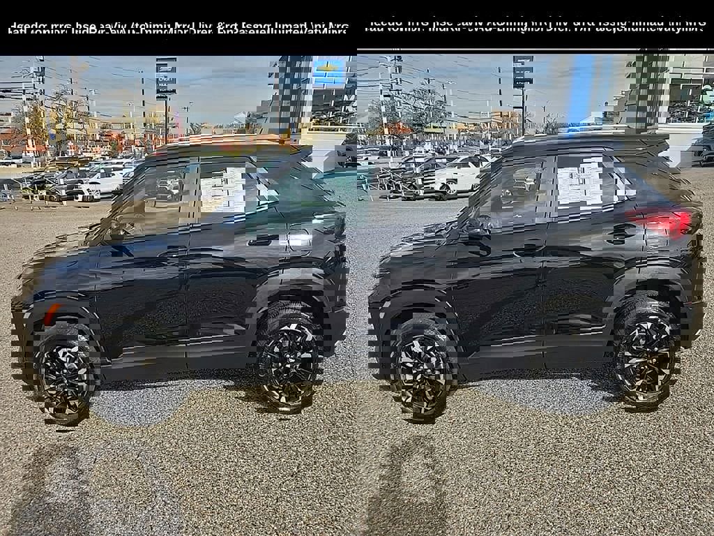 Used 2023 Chevrolet TrailBlazer LT w/ Convenience Package image 6