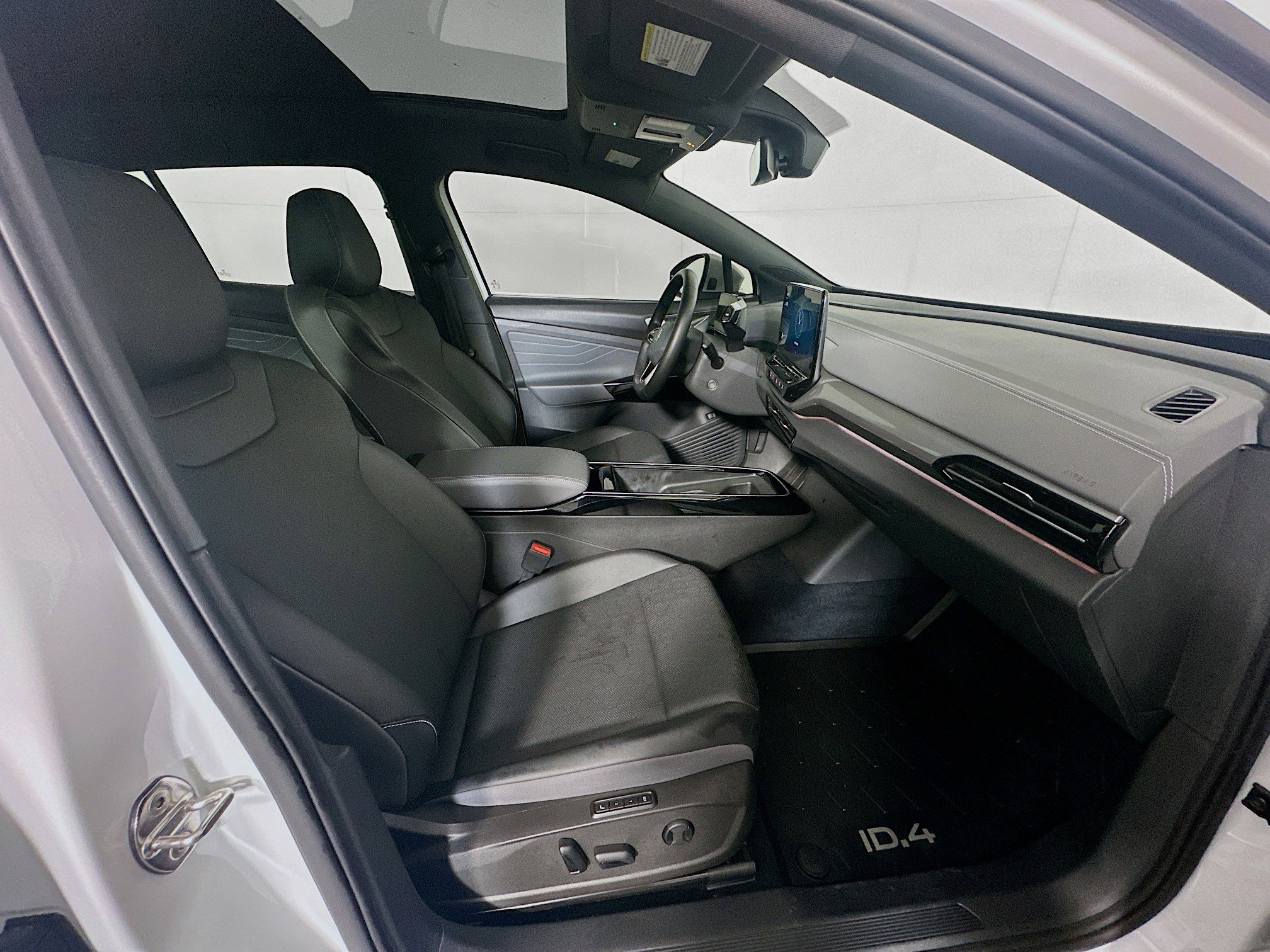 Used 2023 Volkswagen ID.4 Pro S RWD image 33