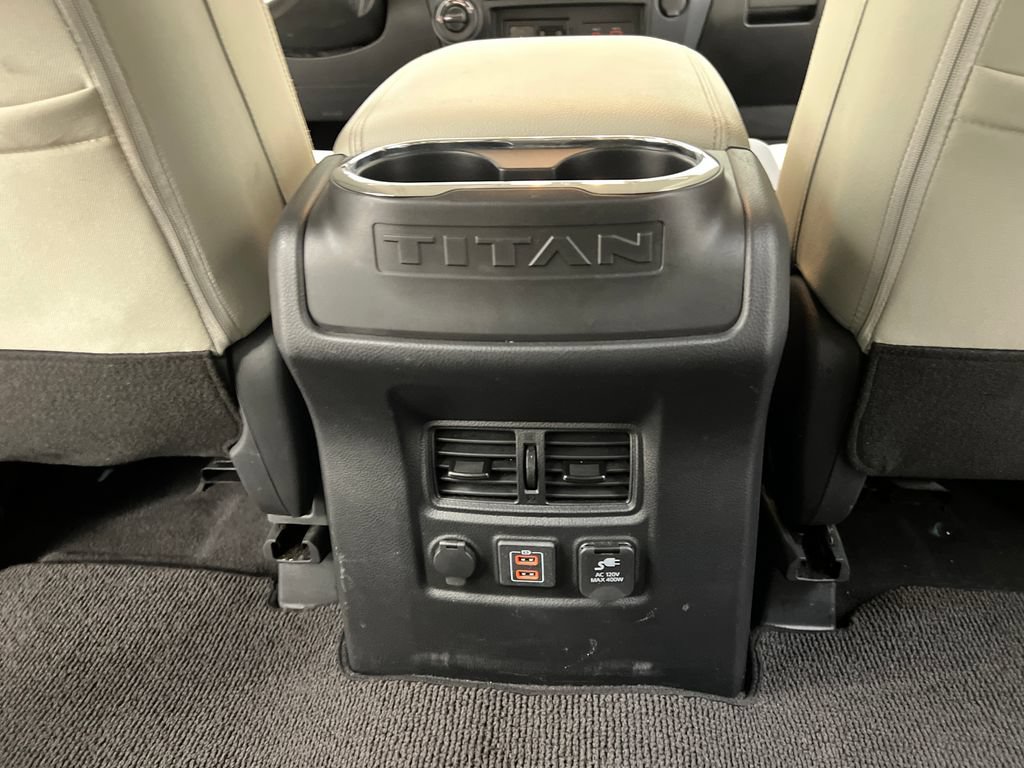 Used 2024 Nissan Titan SV w/ SV Convenience Package AWD/4WD image 28
