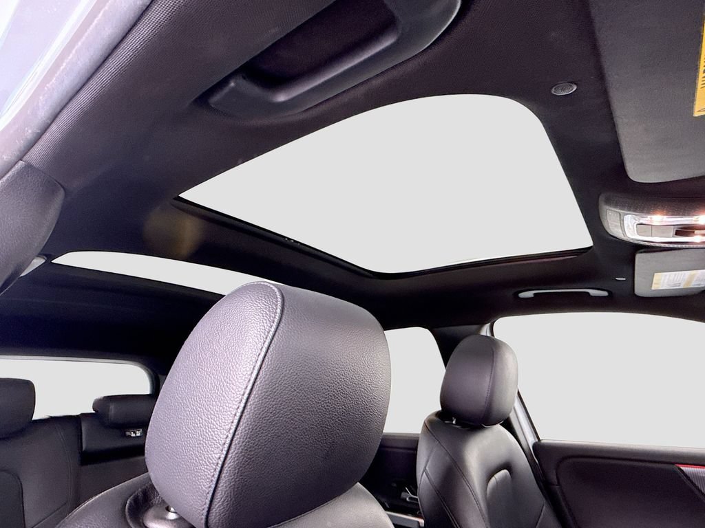 Used 2023 Mercedes-Benz GLB 250 image 18