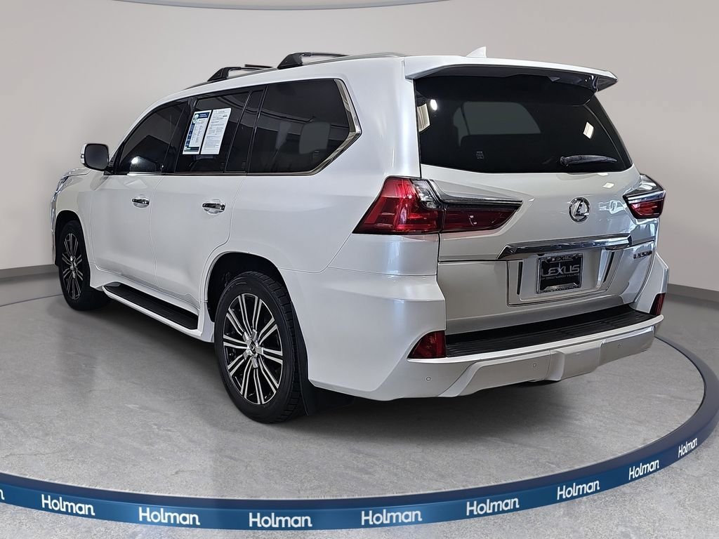 Used 2020 Lexus LX 570 4WD w/ Luxury Package image 8