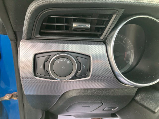 Used 2020 Ford Mustang Coupe w/ Equipment Group 101A RWD image 12