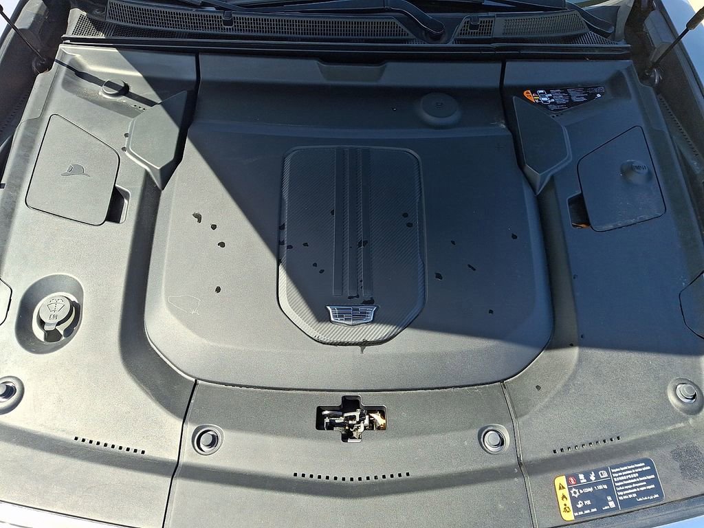 Used 2024 Cadillac Lyriq Luxury AWD/4WD image 29