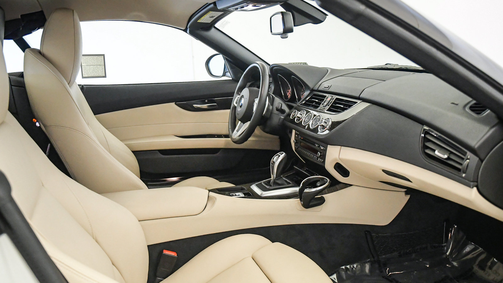 Used 2016 BMW Z4 sDrive28i RWD image 18