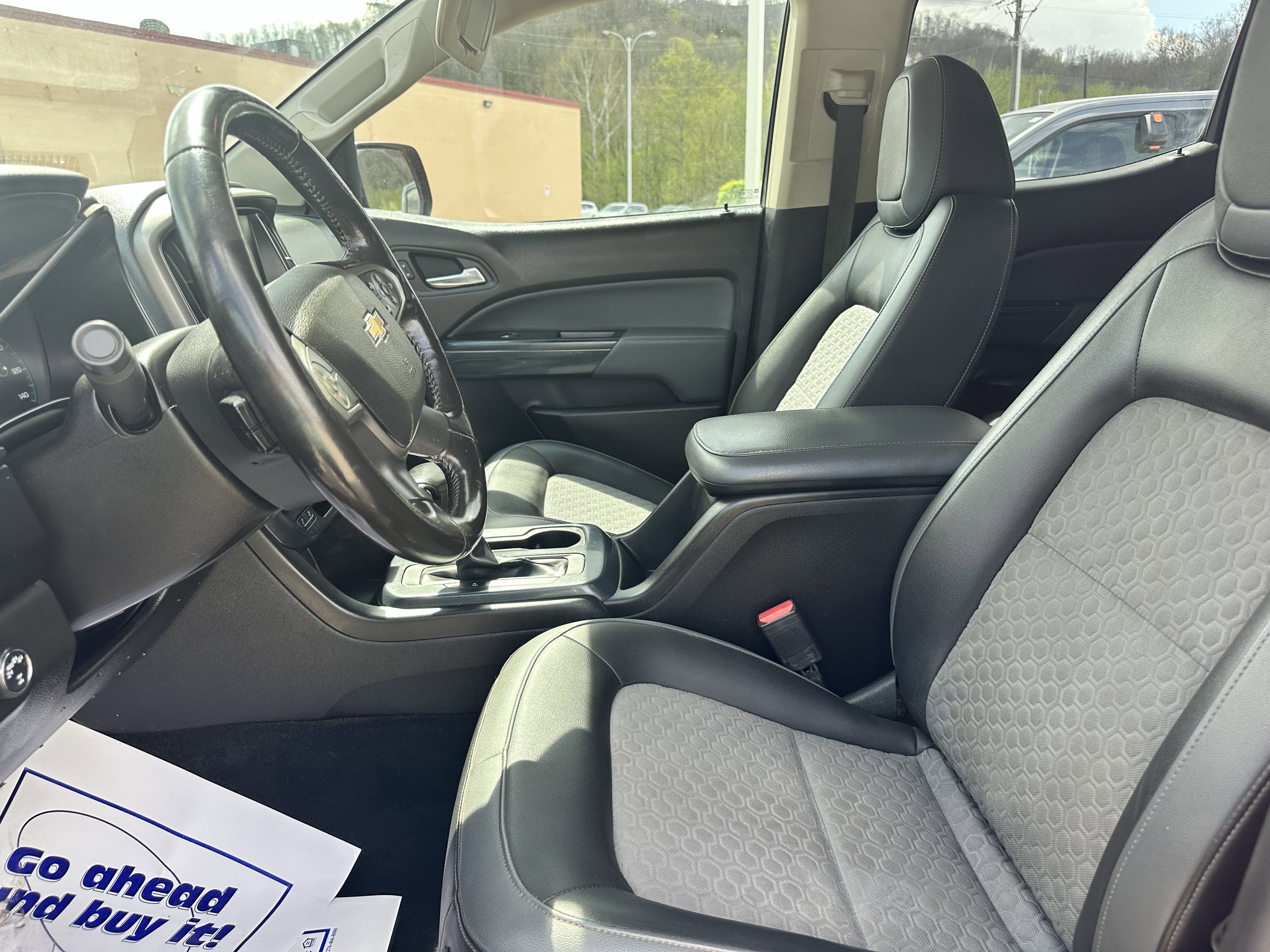 Used 2017 Chevrolet Colorado Z71 image 6