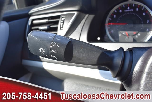 Used 2016 Toyota Camry SE image 27
