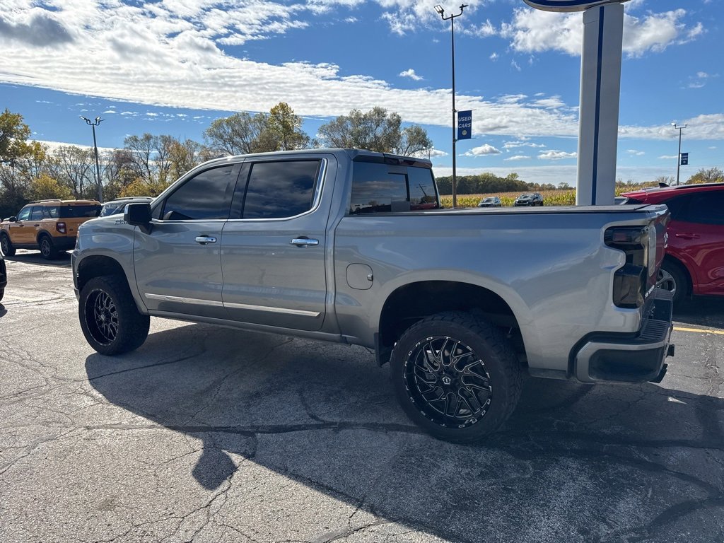 Used 2024 Chevrolet Silverado 1500 High Country w/ Technology Package image 17