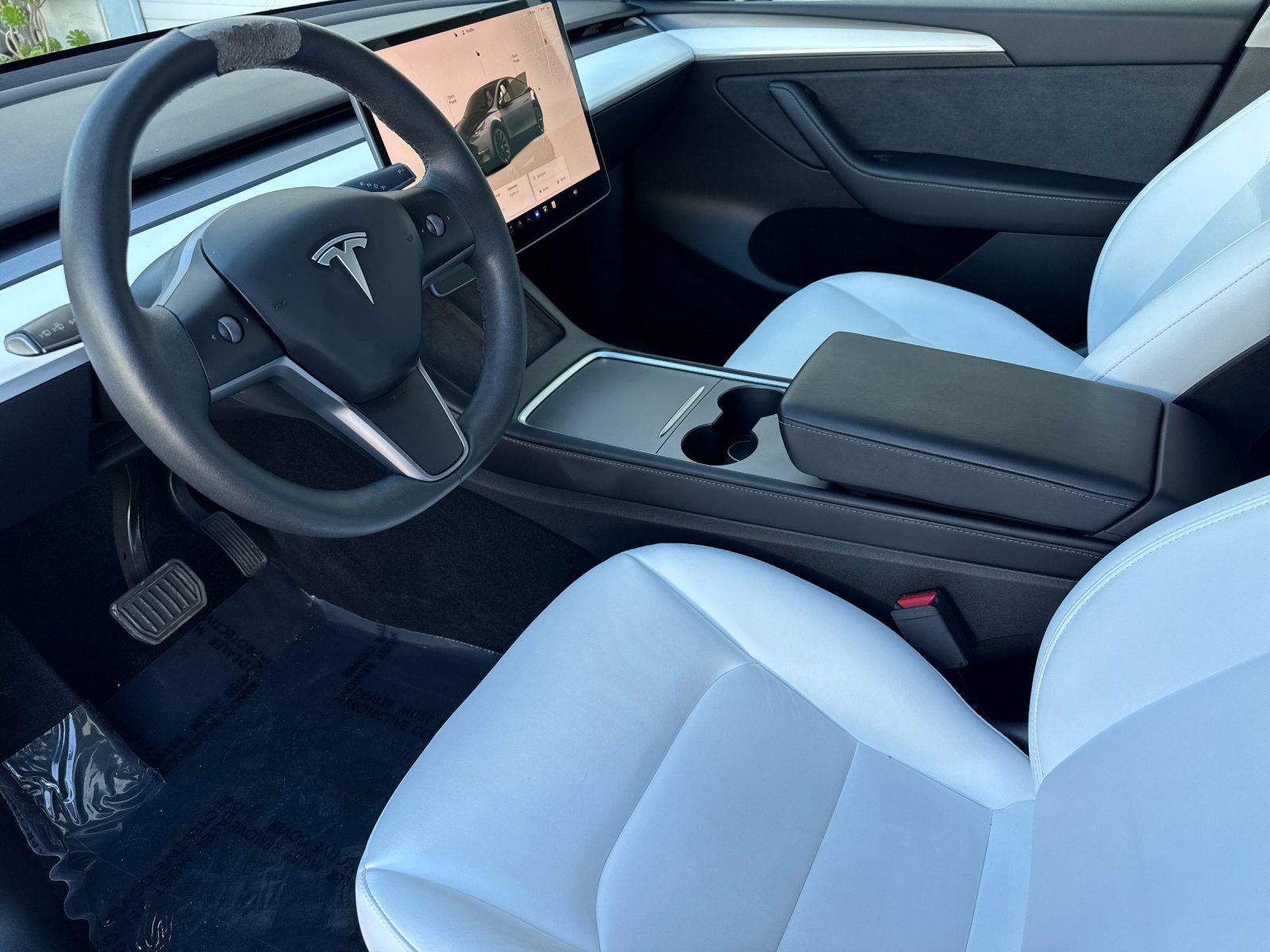 Used 2023 Tesla Model Y Long Range image 10