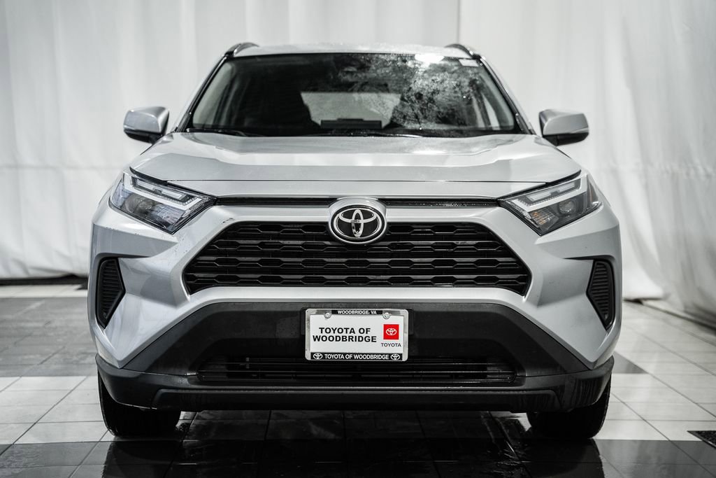 Used 2025 Toyota RAV4 XLE image 2