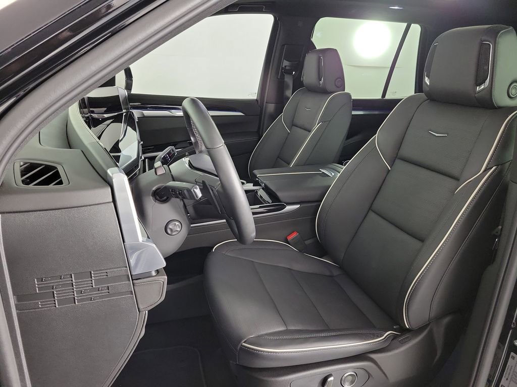 Certified 2026 Cadillac Escalade Sport w/ LPO, Floor Liner Package image 16