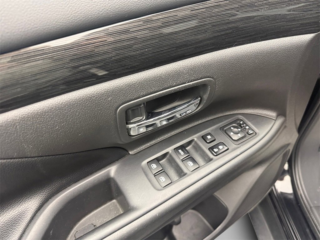 Used 2016 Mitsubishi Outlander GT image 14