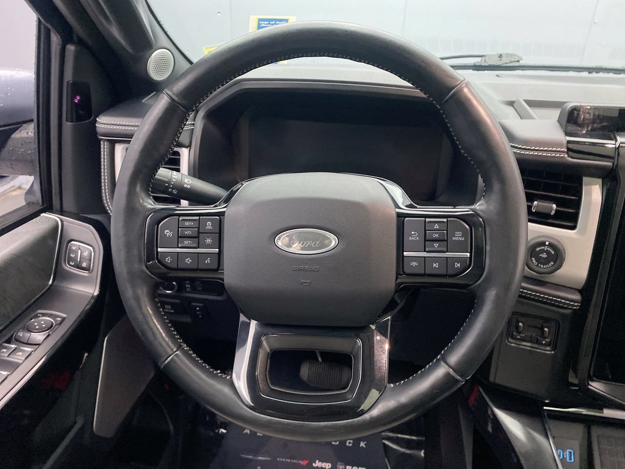Used 2022 Ford F150 Lightning Platinum AWD/4WD image 16
