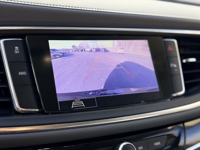 Used 2020 Buick Enclave Essence w/ Sound and Sites Package image 14