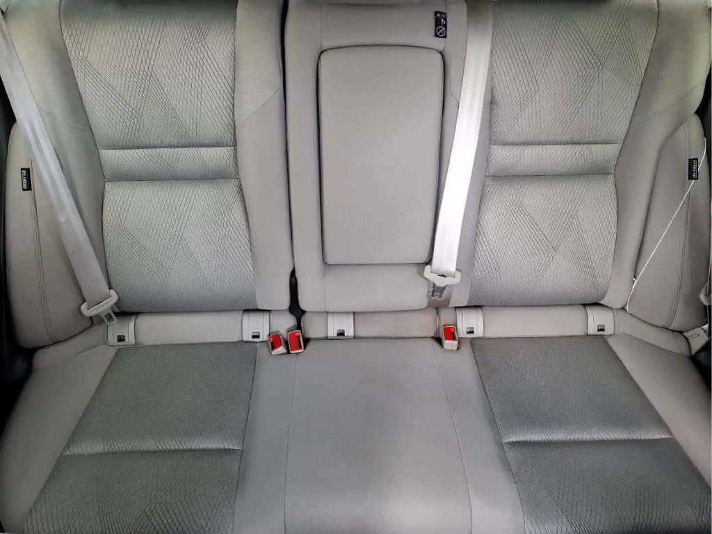 Certified 2025 Nissan Rogue SV AWD/4WD image 18