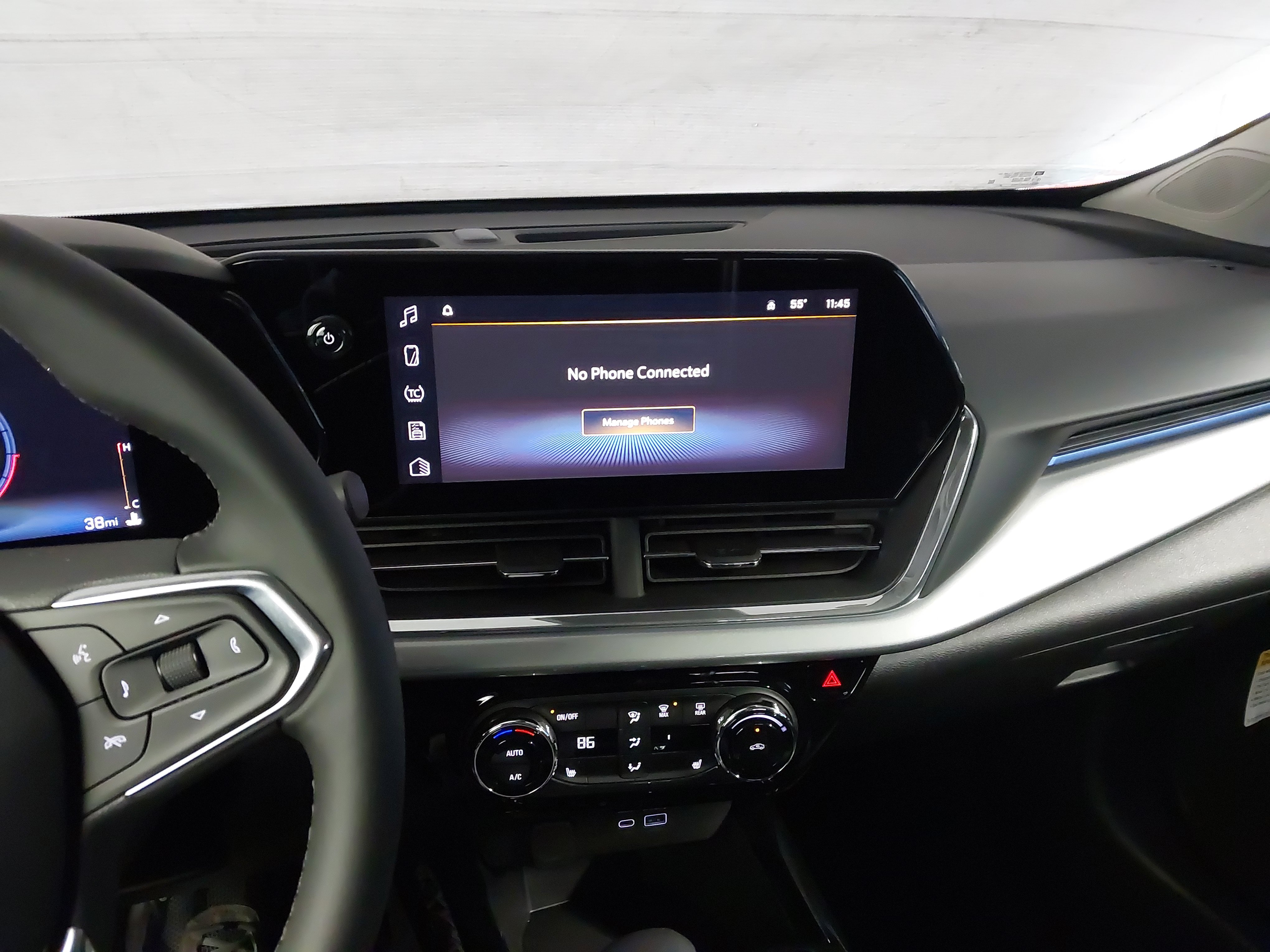 Used 2025 Chevrolet Trax LT w/ Driver Confidence Package FWD image 21