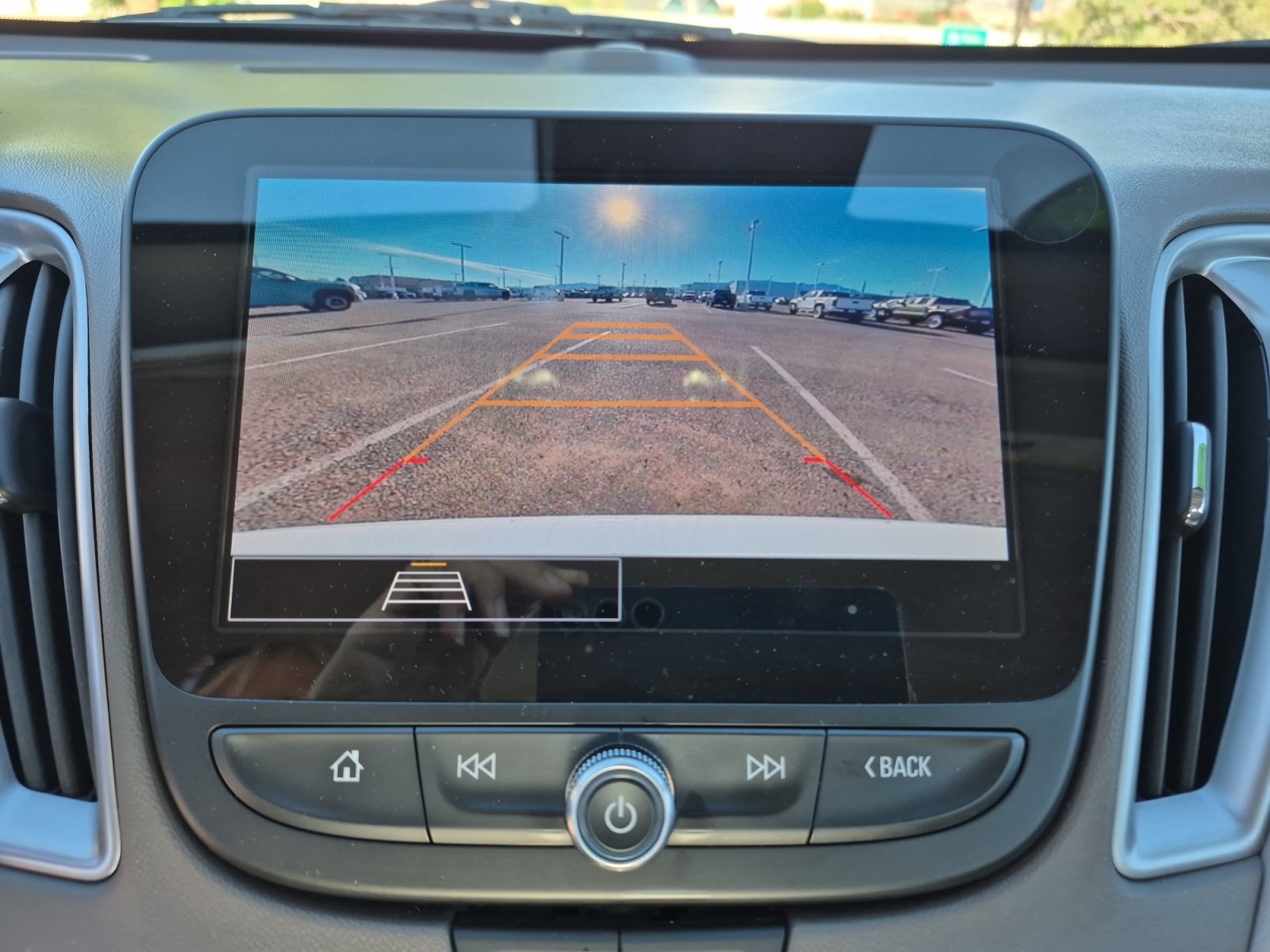Used 2024 Chevrolet Malibu LT FWD image 29