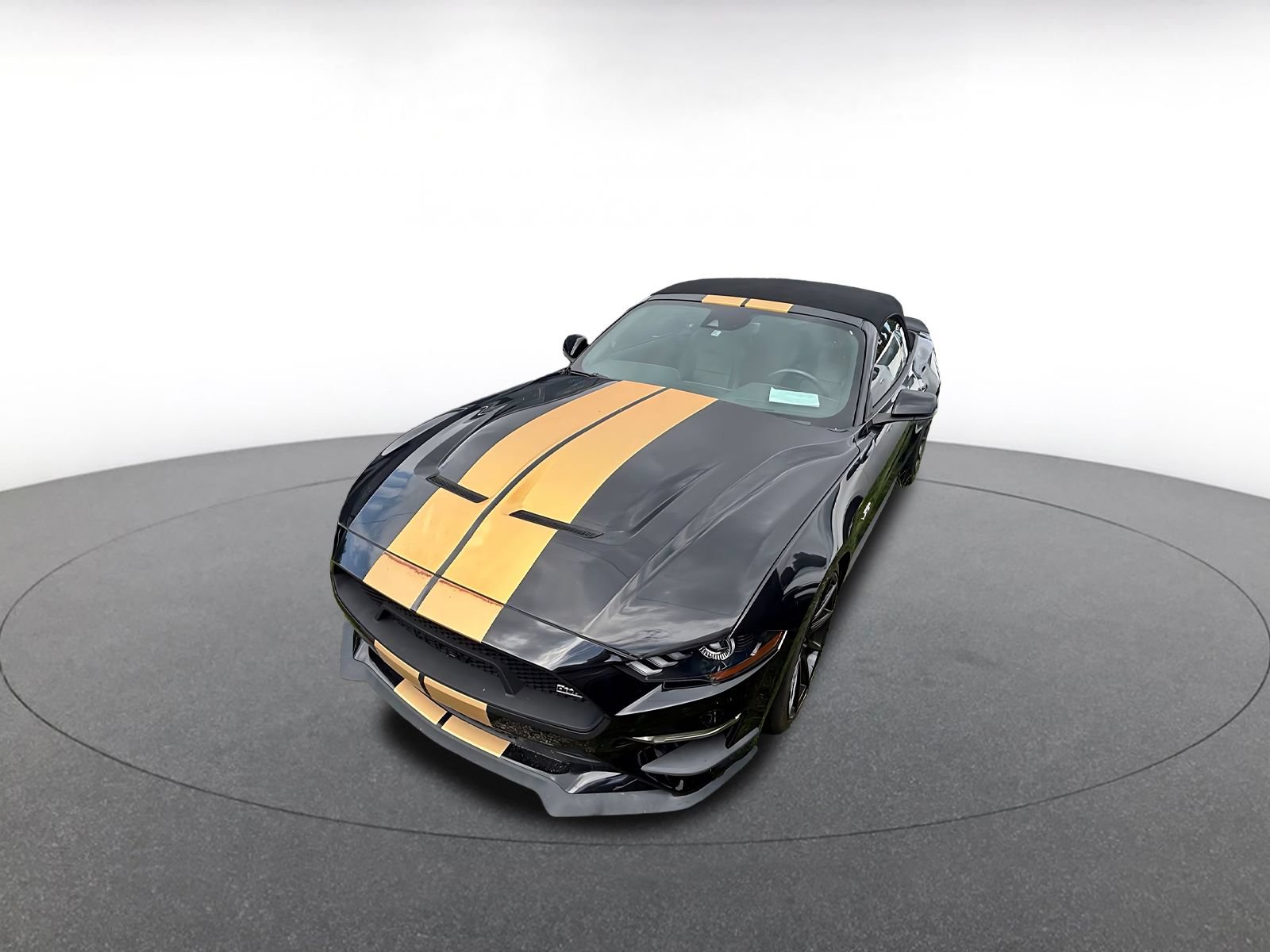 Used 2022 Ford Mustang GT Premium w/ GT Performance Package RWD image 3