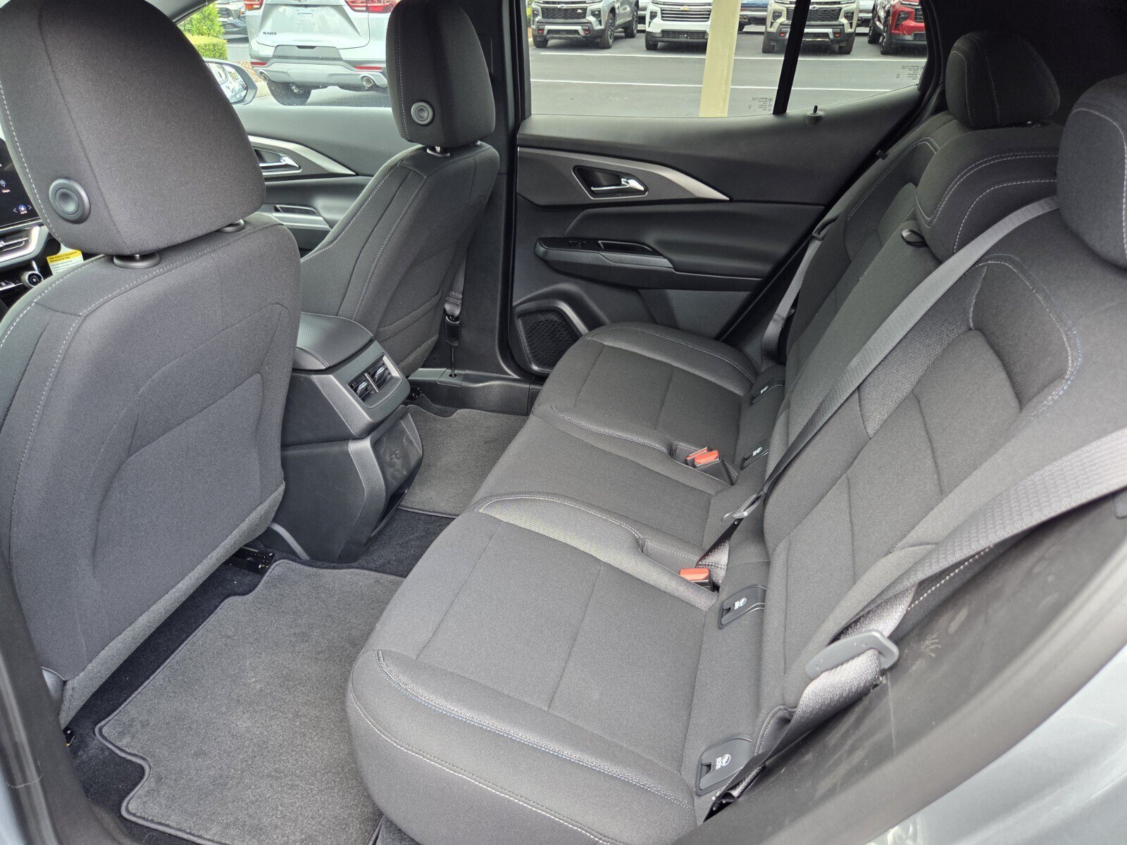 New 2026 Chevrolet Equinox EV LT FWD image 6