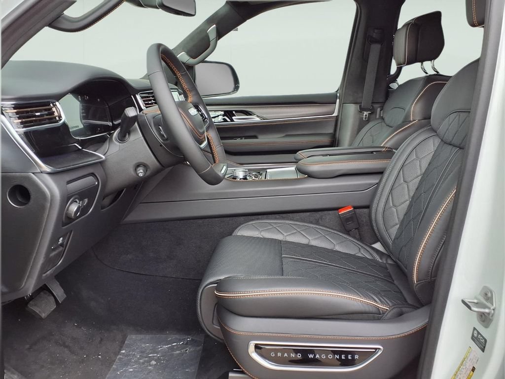 New 2026 Jeep Grand Wagoneer L Summit AWD/4WD image 10
