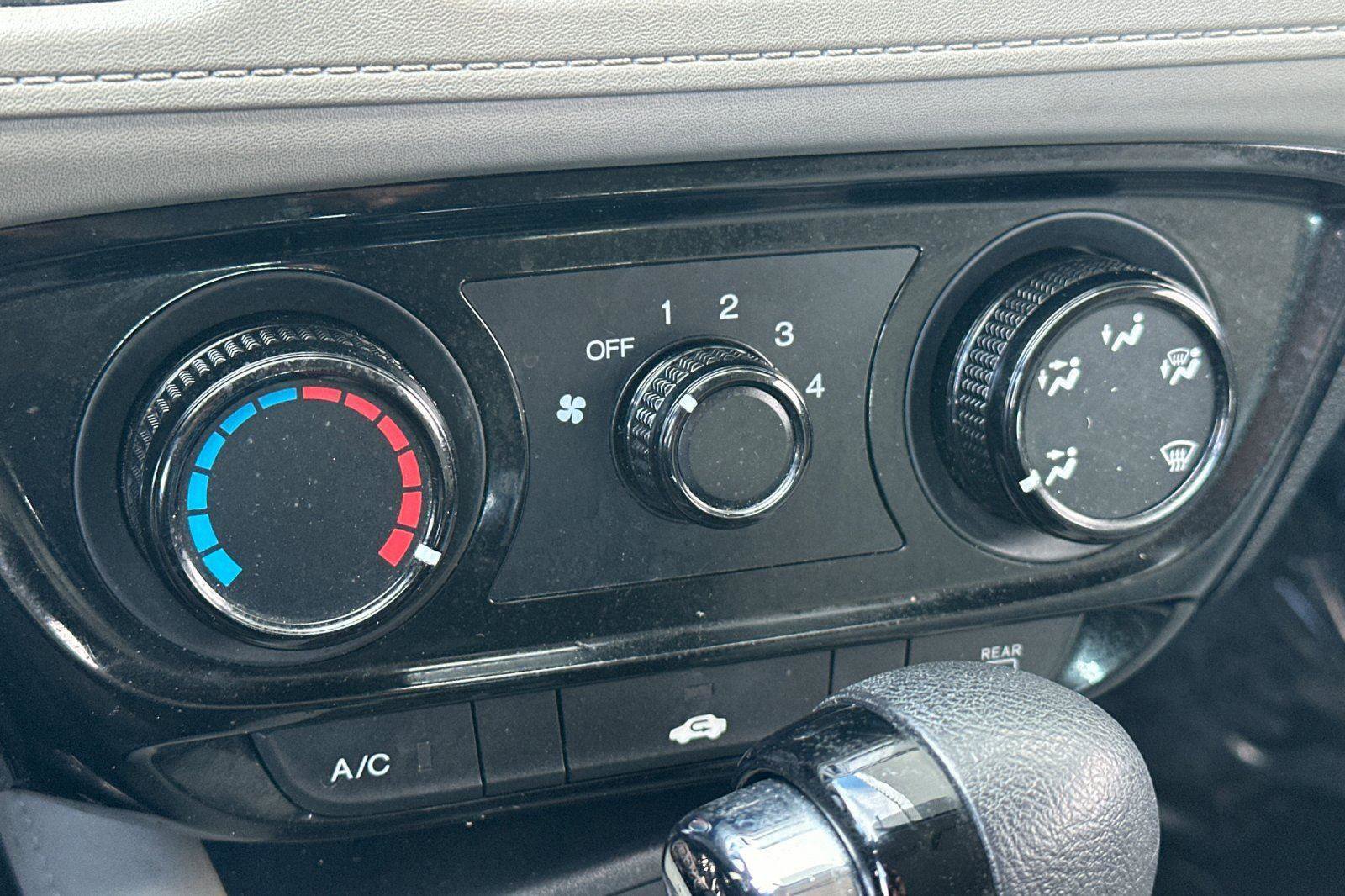 Certified 2022 Honda HR-V LX image 19