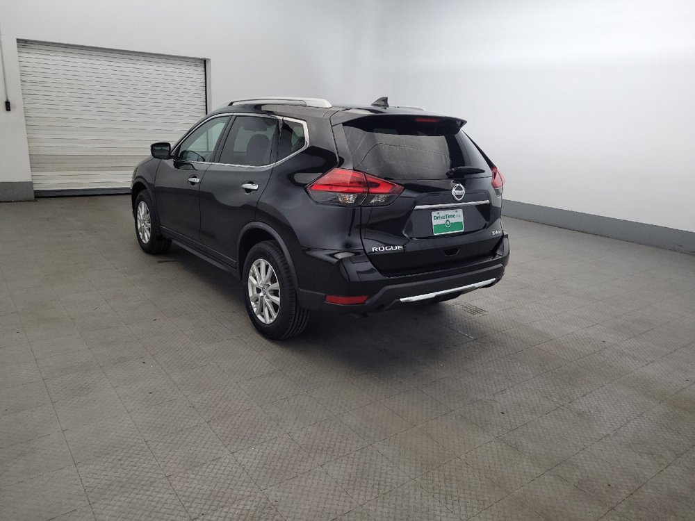 Used 2017 Nissan Rogue SV AWD/4WD image 5