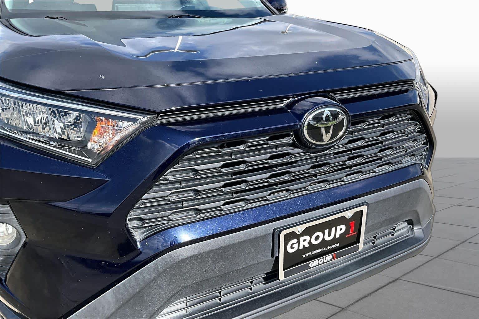 Used 2020 Toyota RAV4 XLE FWD image 28