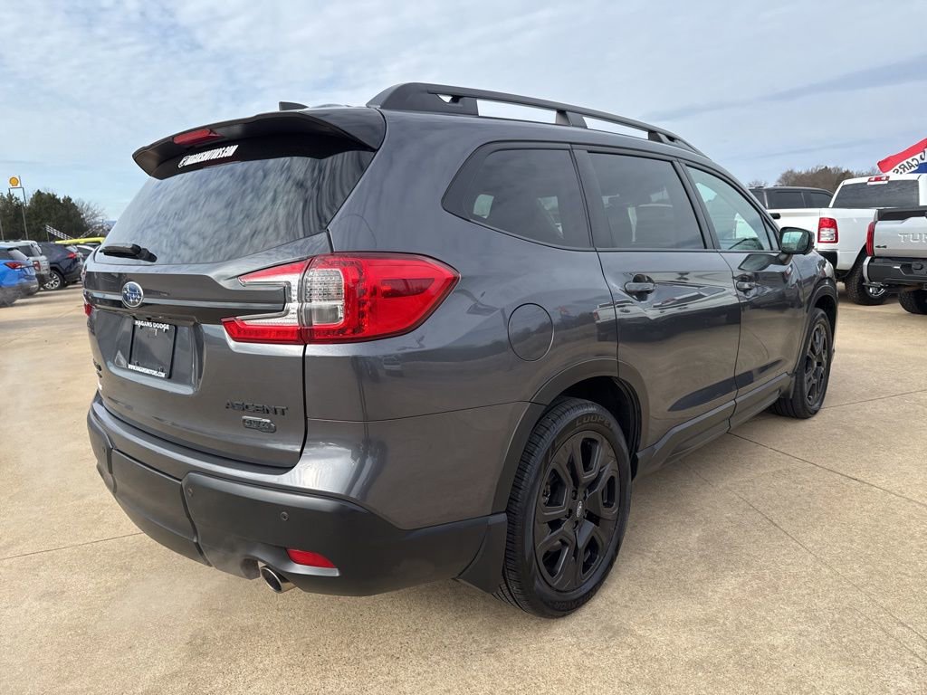 Used 2023 Subaru Ascent Onyx Edition Limited image 4