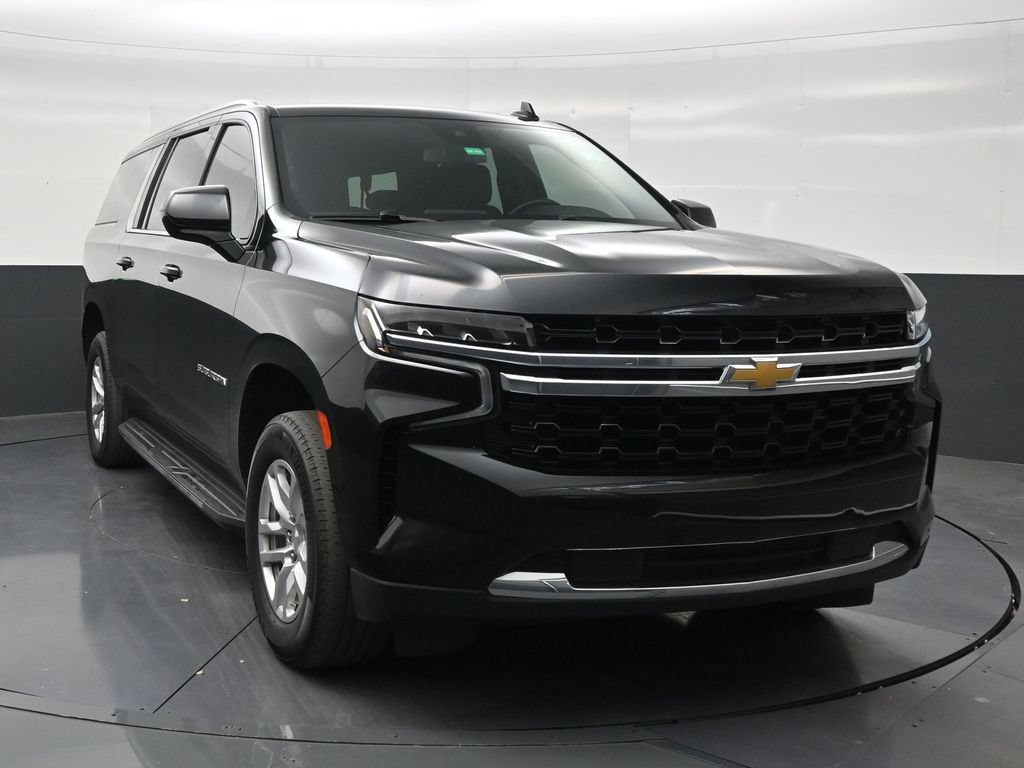 Used 2024 Chevrolet Suburban LS RWD image 7
