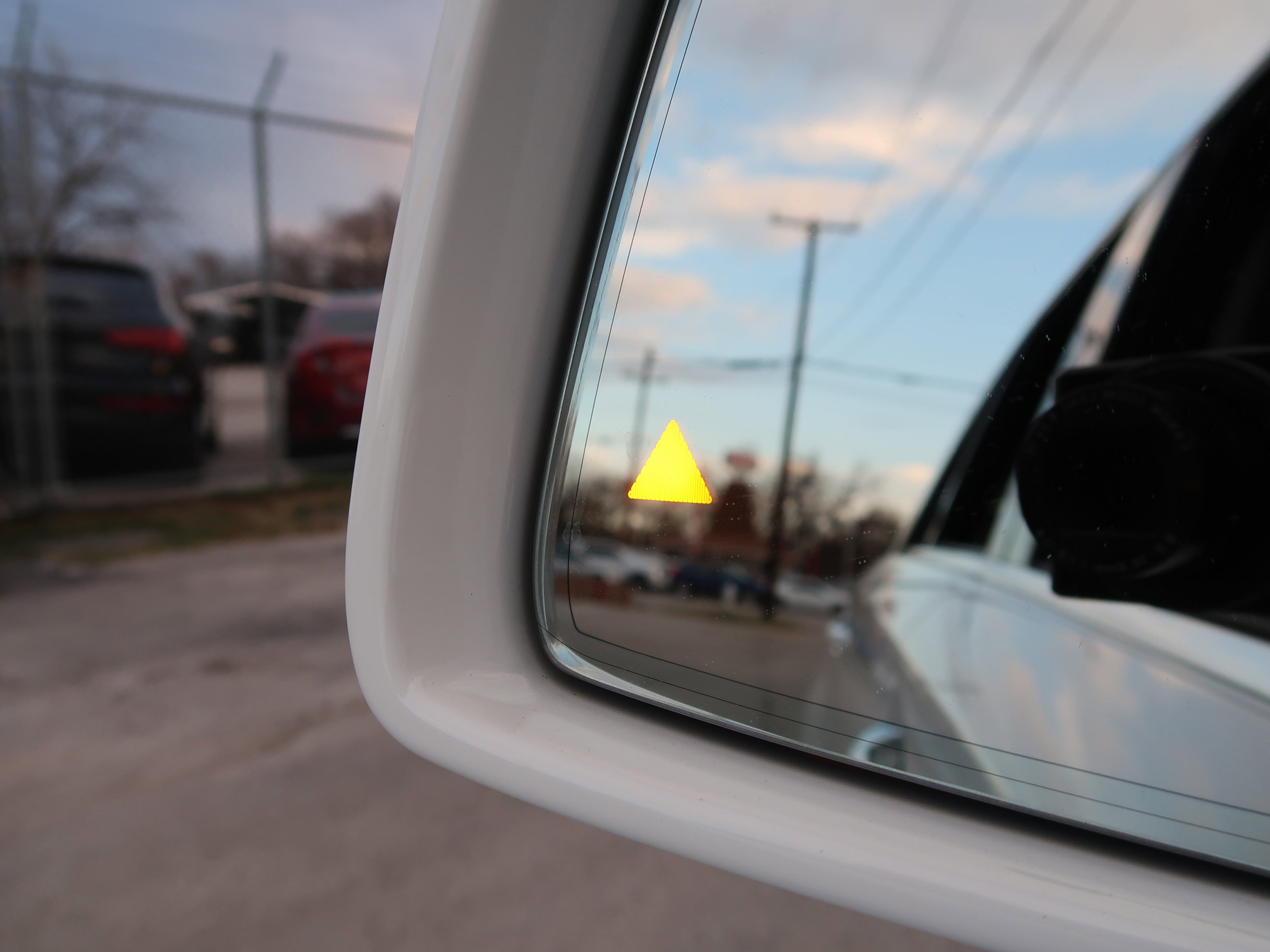 Used 2015 Mercedes-Benz ML 250 BlueTEC 4MATIC w/ Premium 1 Package image 24