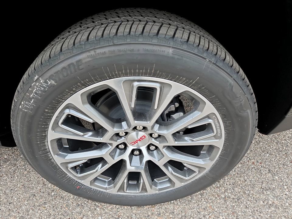 New 2026 GMC Yukon Denali w/ Denali Reserve Package image 35