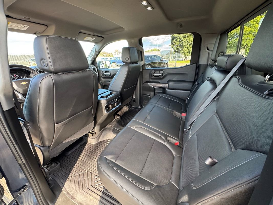 Used 2020 Chevrolet Silverado 1500 LTZ w/ LTZ Convenience Package image 23
