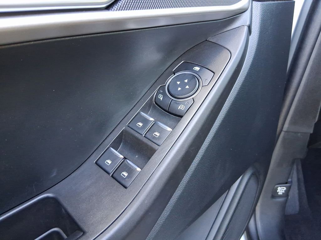 Used 2024 Ford Explorer 4WD image 11