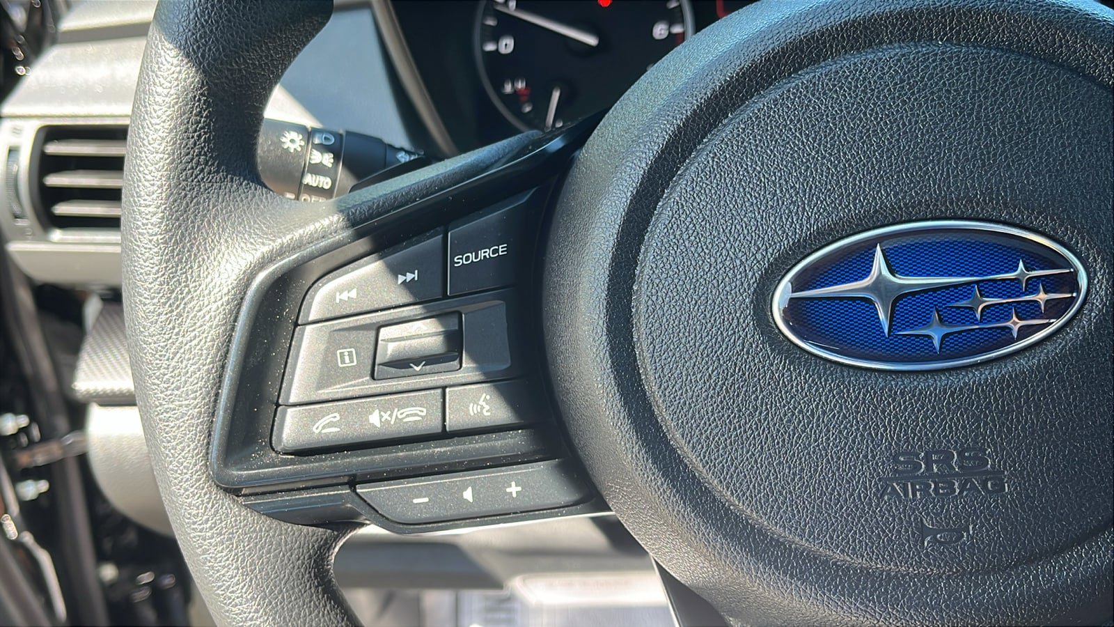 Certified 2025 Subaru Crosstrek 2.0i Premium AWD/4WD image 14
