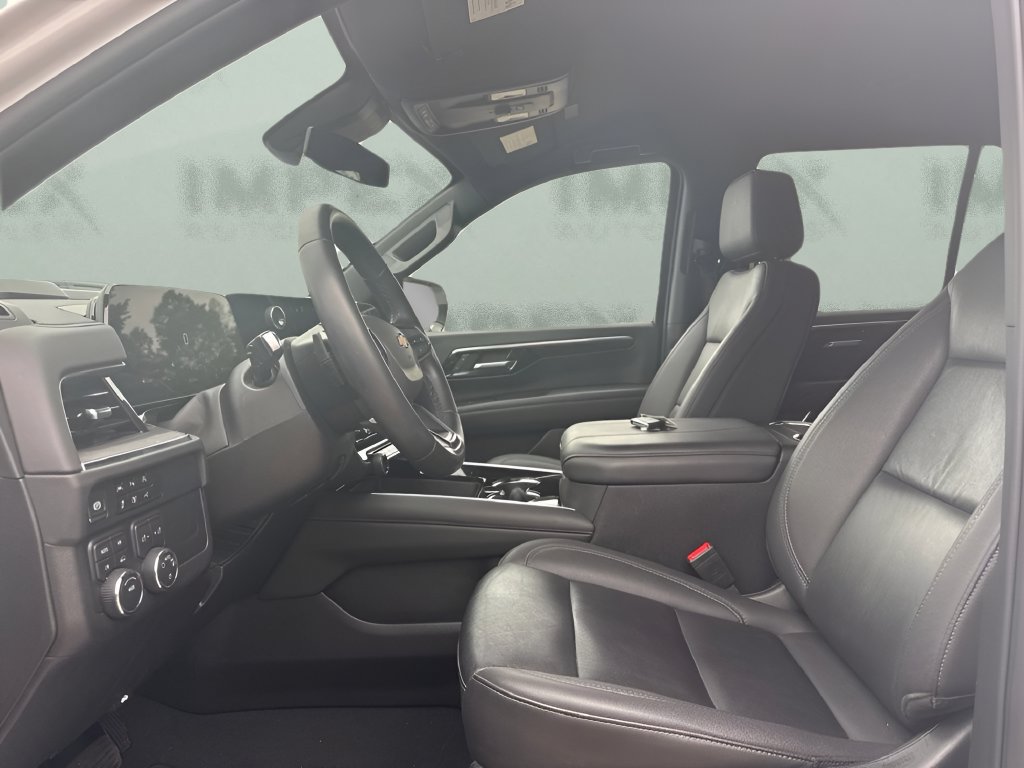 Used 2025 Chevrolet Tahoe LT AWD/4WD image 9