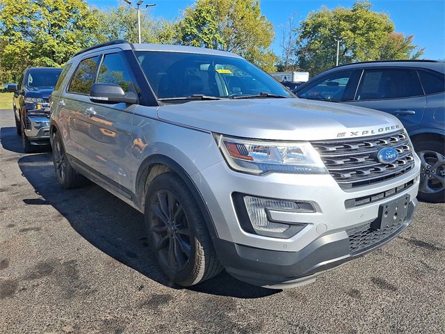 Used 2017 Ford Explorer XLT w/ Equipment Group 202A