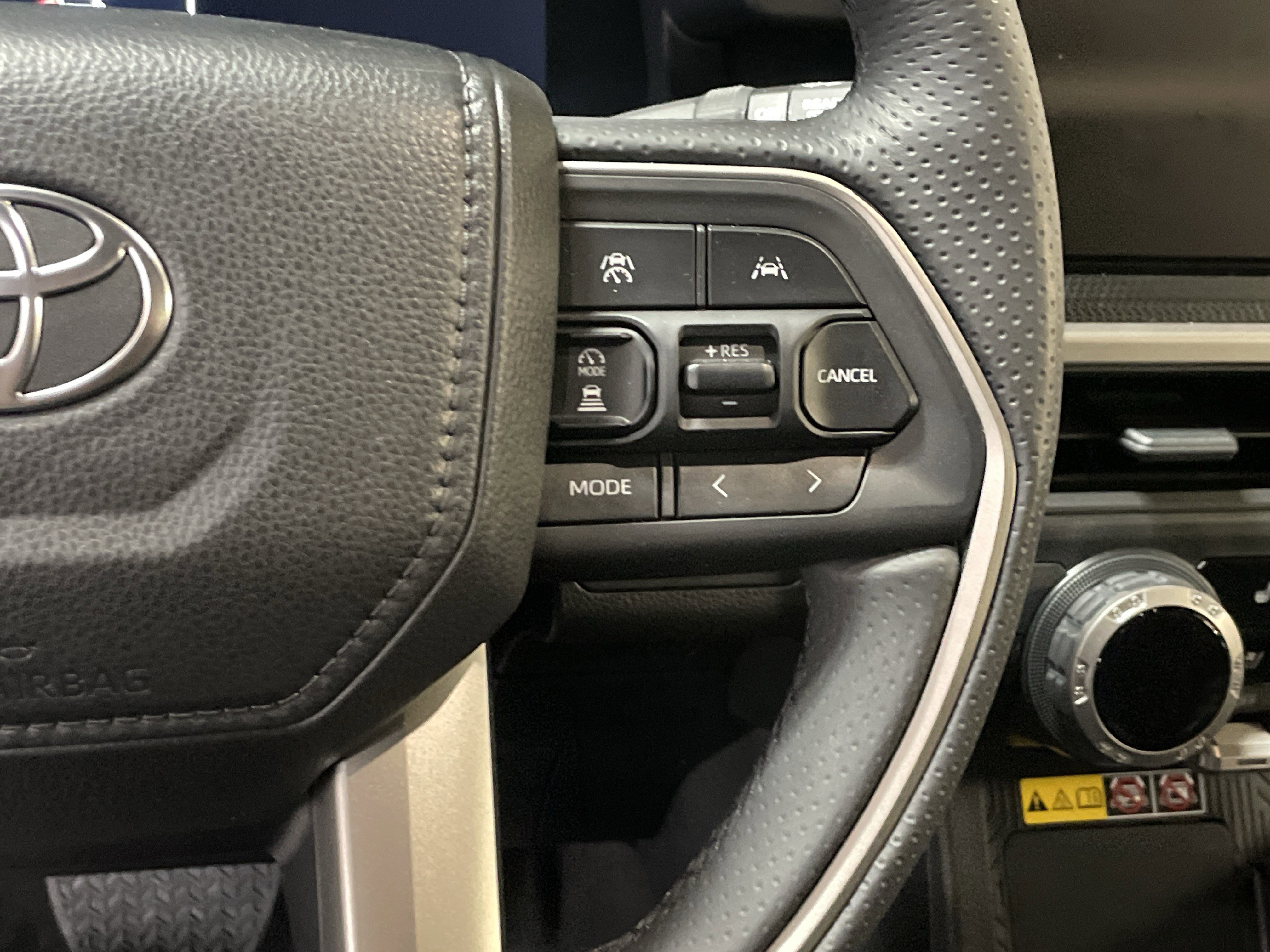 Used 2025 Toyota 4Runner Limited image 20