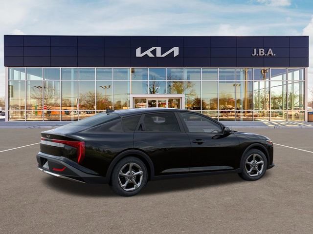 New 2026 Kia K4 LXS image 7