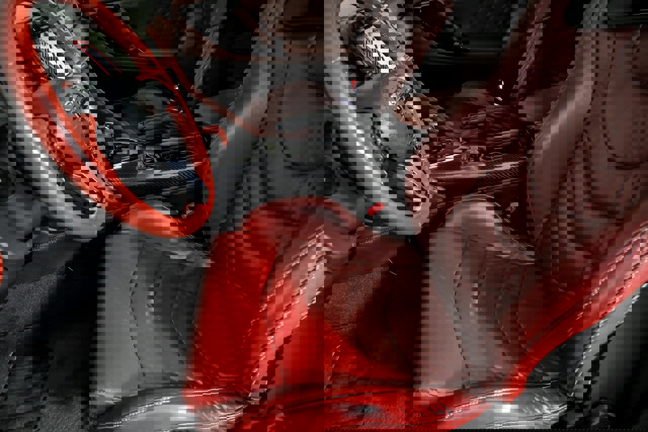 Used 2019 Nissan GT-R Premium w/ Premium Interior Package image 22