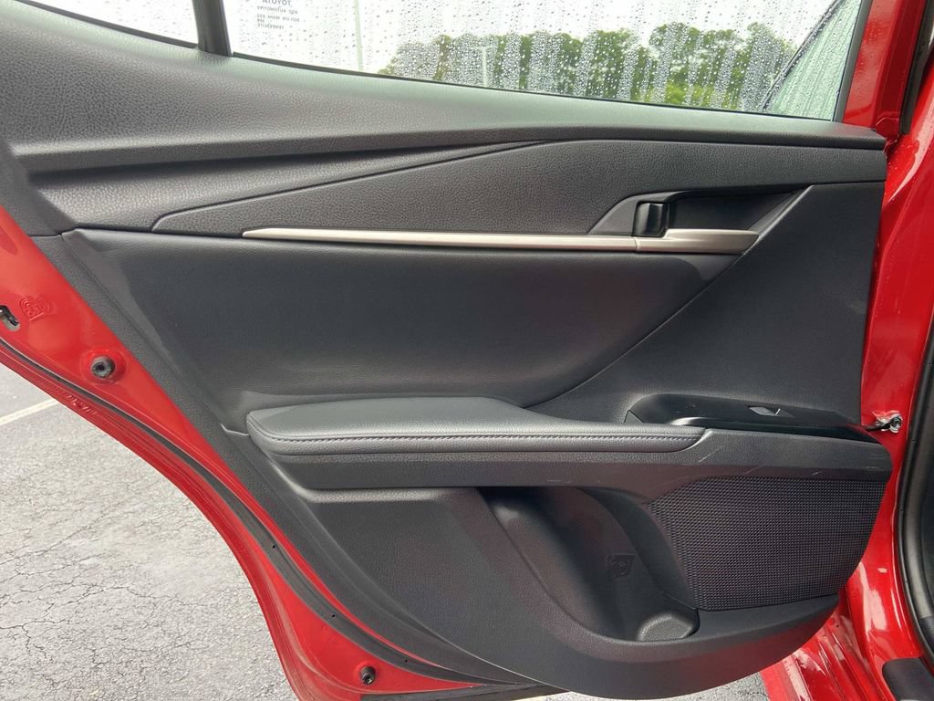 Used 2025 Toyota Camry XSE FWD image 13