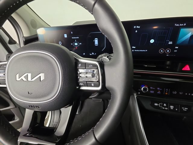 Used 2025 Kia Carnival SX Prestige FWD image 28