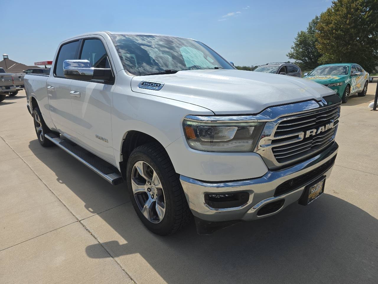 Used 2023 RAM 1500 Laramie AWD/4WD image 8