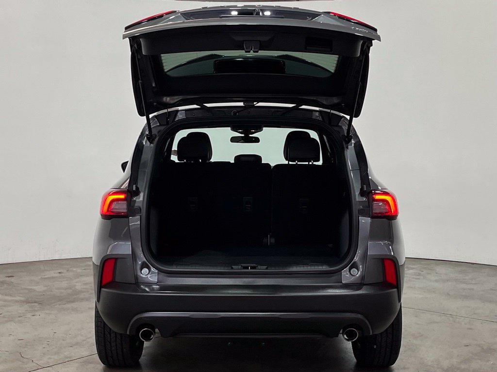 Certified 2025 Ford Escape ST-Line AWD/4WD image 13