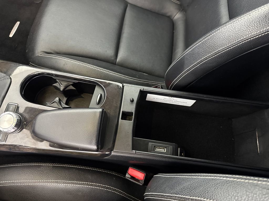 Used 2014 Mercedes-Benz SLK 250 image 28