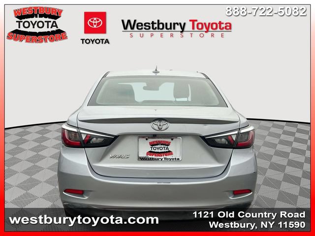Used 2019 Toyota Yaris LE FWD image 7